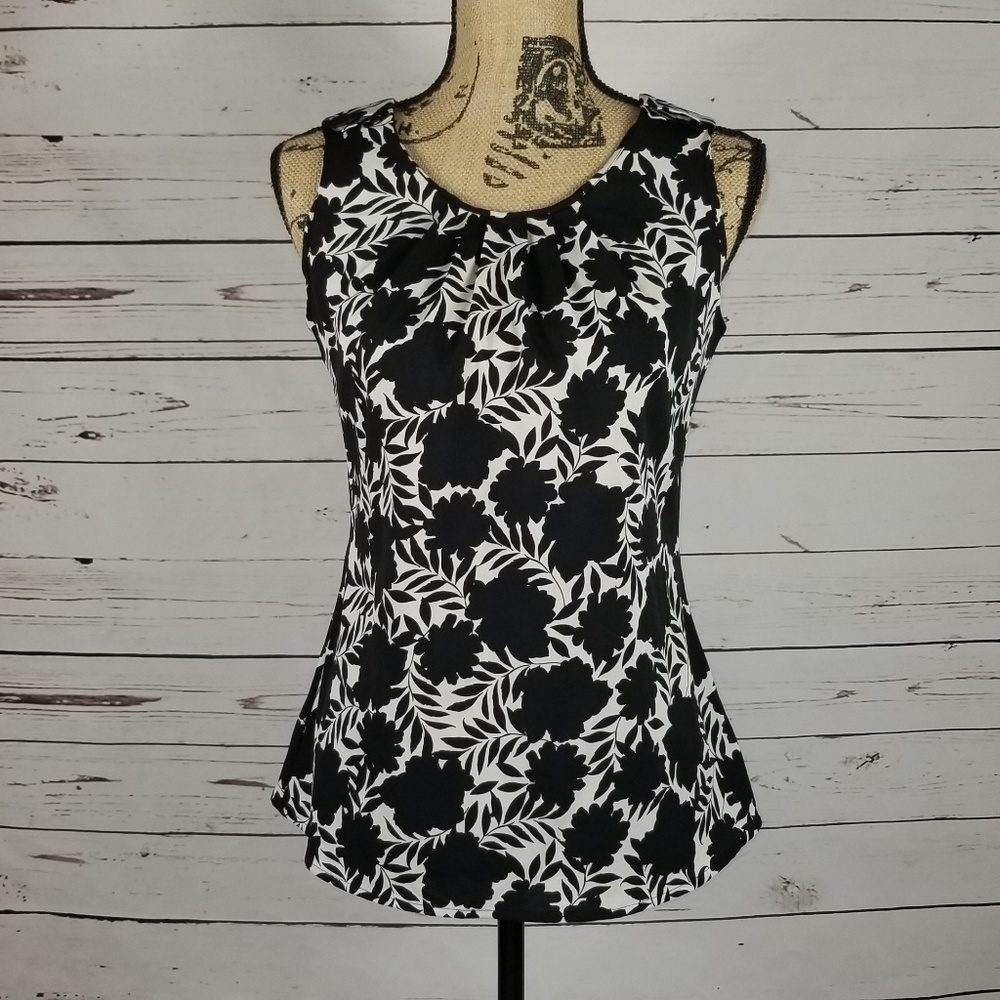 Banana Republic short sleeve blouse